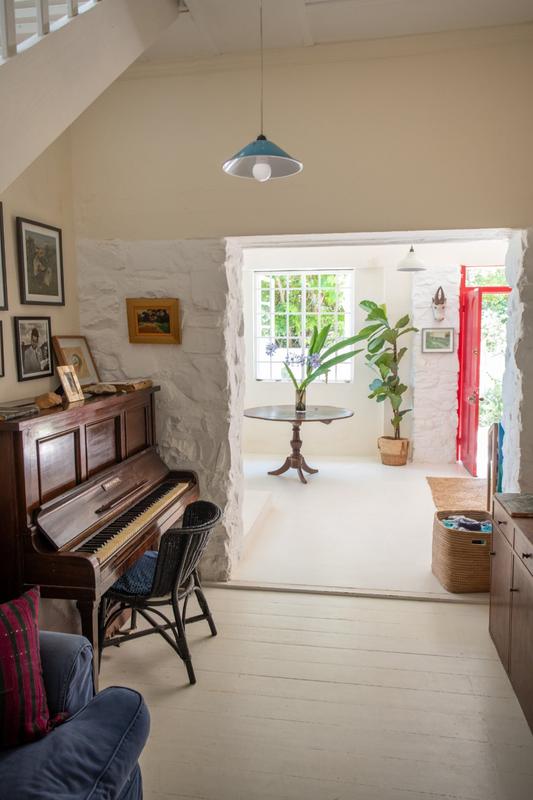 To Let 5 Bedroom Property for Rent in Hobie Beach Western Cape